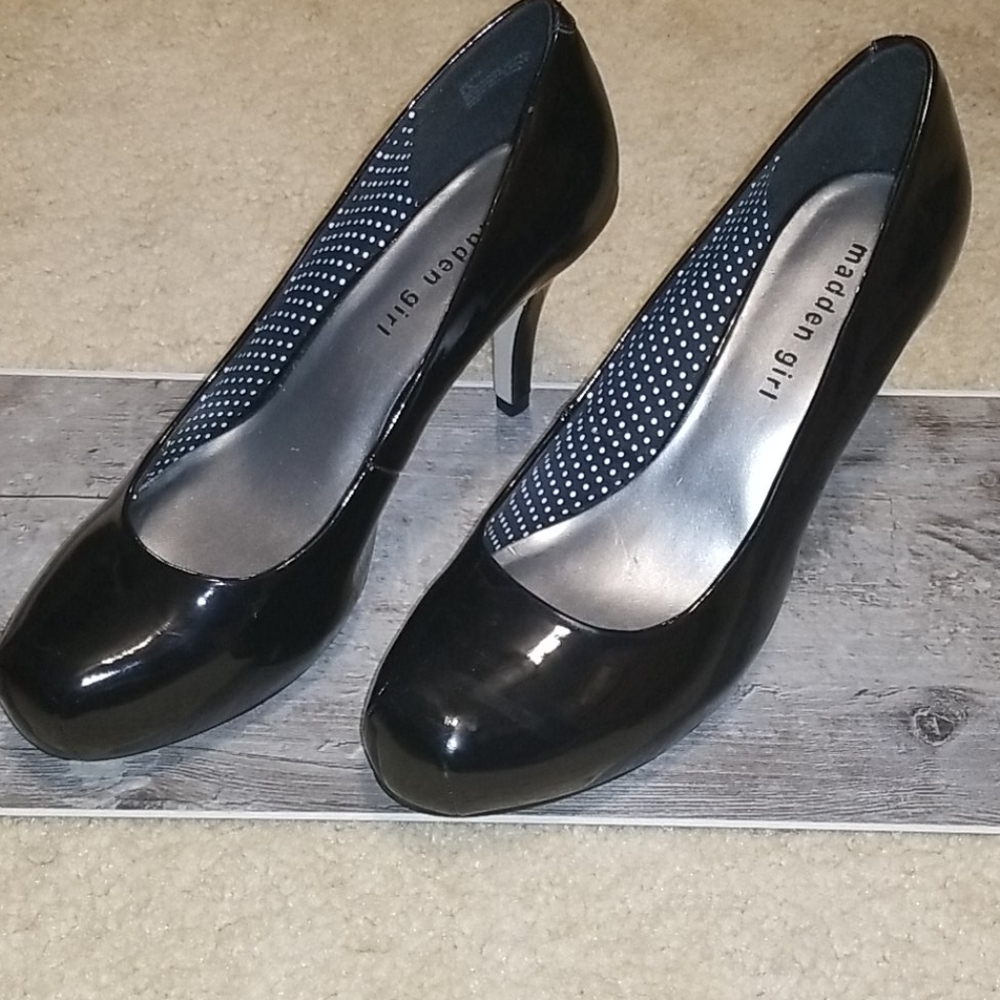 Madden Girl Pumps